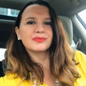 Meet your Posher, Lisa